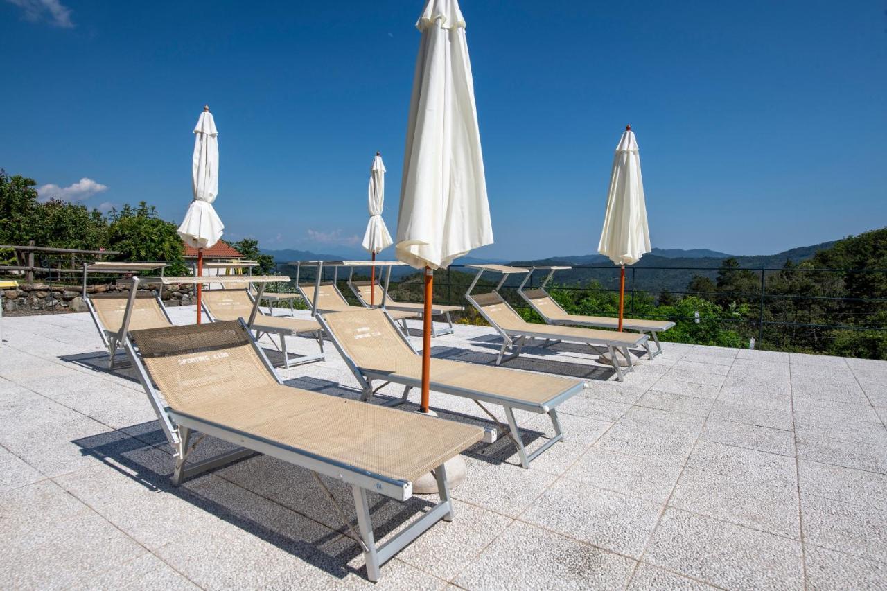 211 - Appartamento Acacia, Terrazza Giardino E Piscina Carro Екстериор снимка