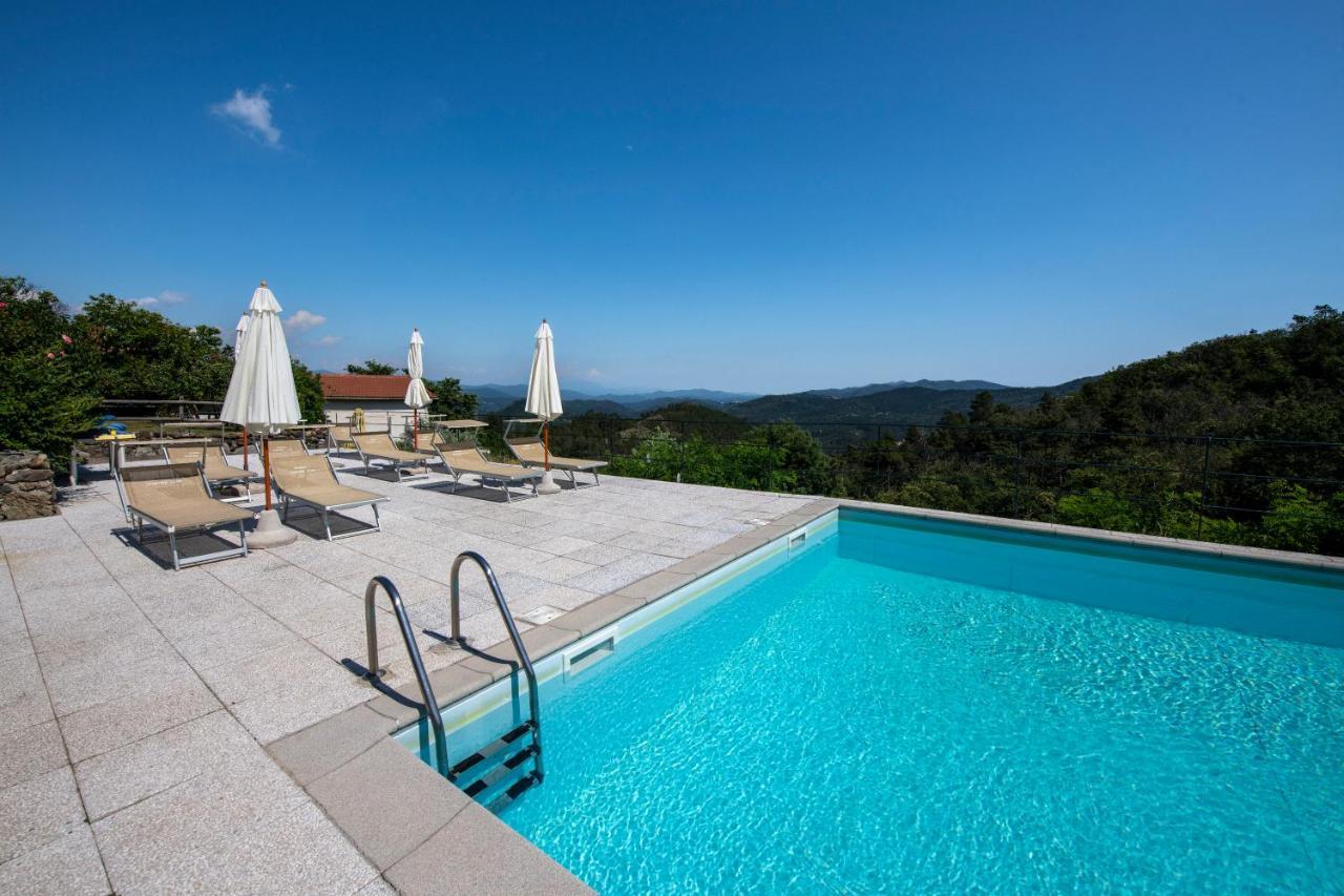 211 - Appartamento Acacia, Terrazza Giardino E Piscina Carro Екстериор снимка