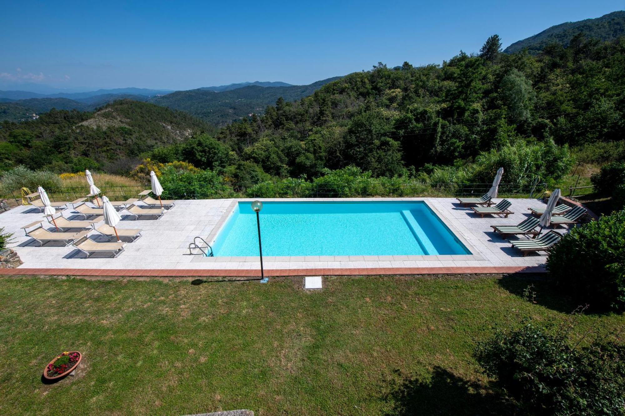 211 - Appartamento Acacia, Terrazza Giardino E Piscina Carro Екстериор снимка